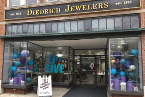 diedrich jewelers 2019 winter window display
