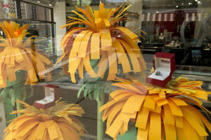 kesslers diamonds 2019 window display