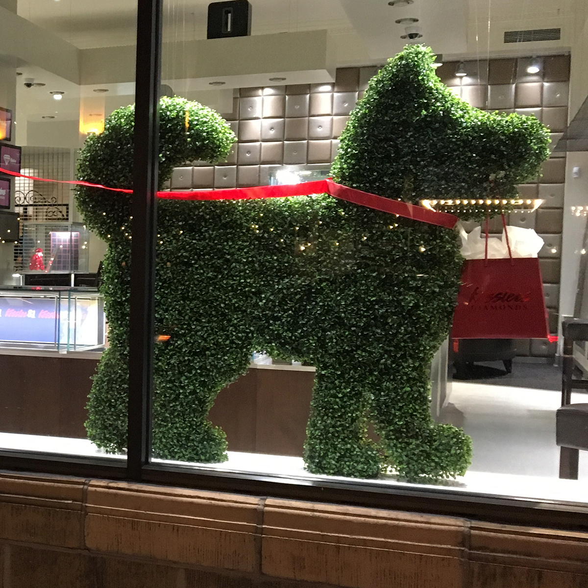 topiary dog