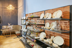 dishware visual merchandising