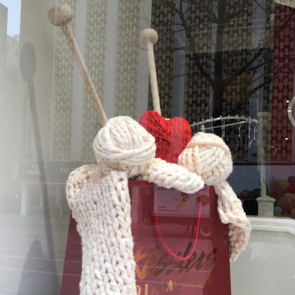 giant knitting needles