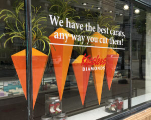 summer window display