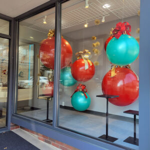 telescoping riser display prop