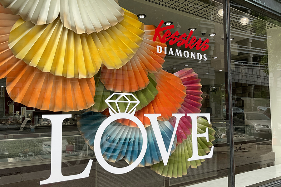 fall window display