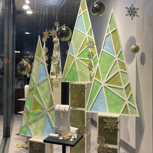 holiday window display