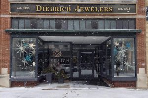 winter window display