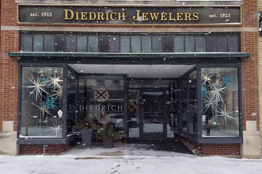 winter window display